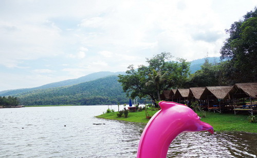 huay tung tao lake, attractions in chiang mai