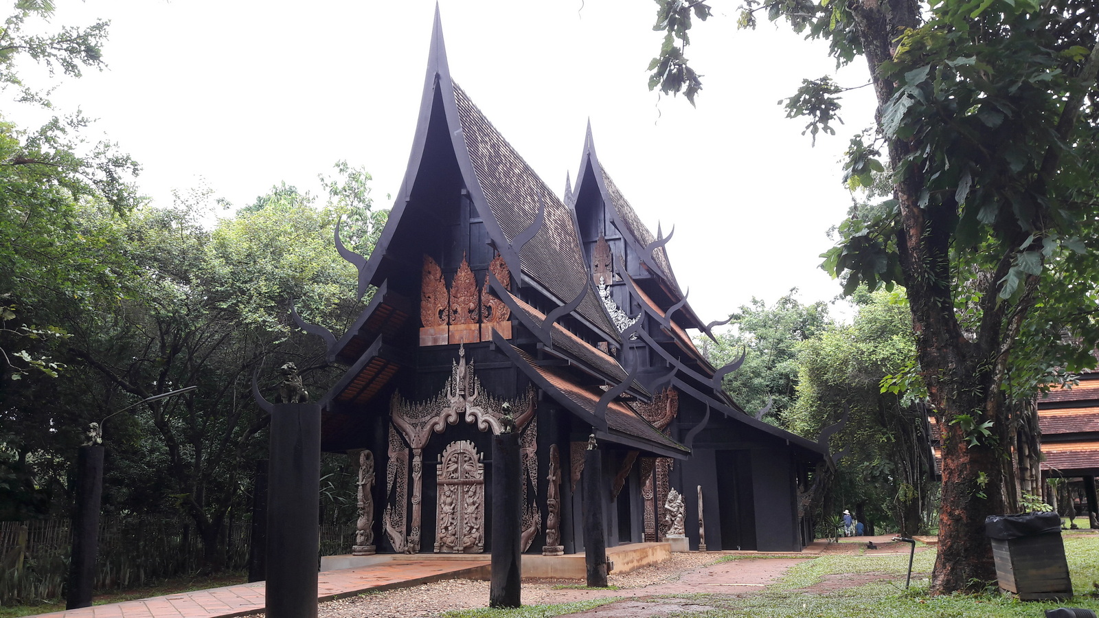 black house museum, black house chiang rai, baan dum, baan dam, baan dam Museum, baan dum museum