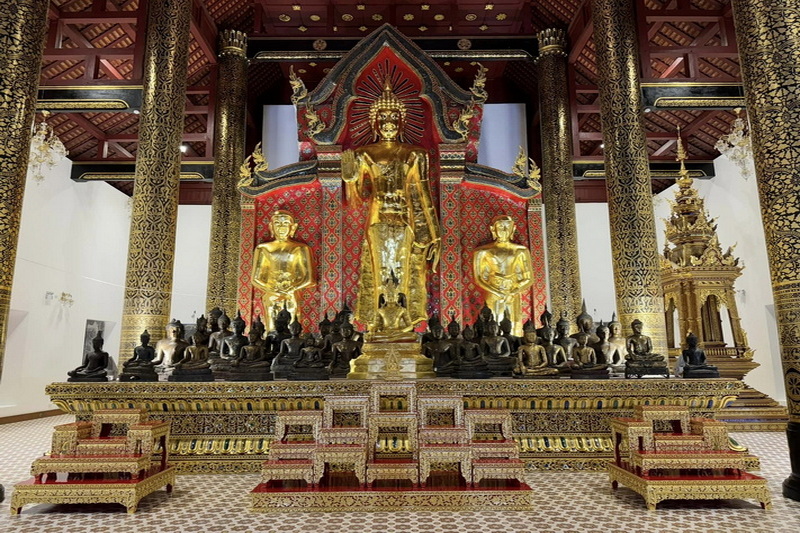 chedi luang temple, wat chedi luang, wat chedi luang worawihan, chedi luang worawihan temple