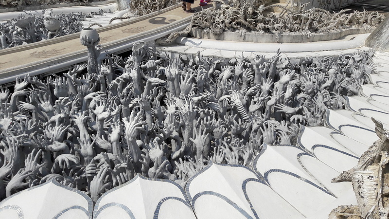 wat rong khun, rong khun temple, white temple, attractions in chiang rai, chiang rai attractions, must place in chiang rai