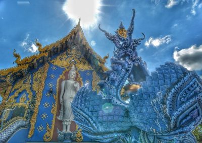 blue temple, rong sueten temple, budget tour chiang rai, chiang rai day tour, chiang rai tour from chiang mai, tour from chiang mai to chiang rai, one day tour chiang rai, day tour chiang rai, chiang rai tours, tour chiang rai golden triangle