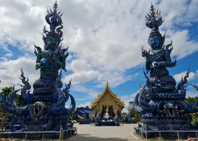 blue temple, rong sueten temple, budget tour chiang rai, chiang rai day tour, chiang rai tour from chiang mai, tour from chiang mai to chiang rai, one day tour chiang rai, day tour chiang rai, chiang rai tours, tour chiang rai golden triangle