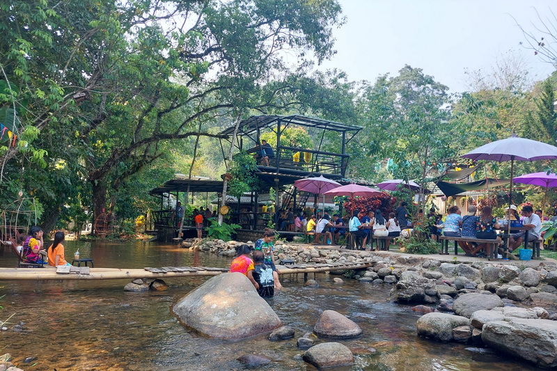 pang hai village, ban pang hai, baan pang hai, thep sadet, pang hai