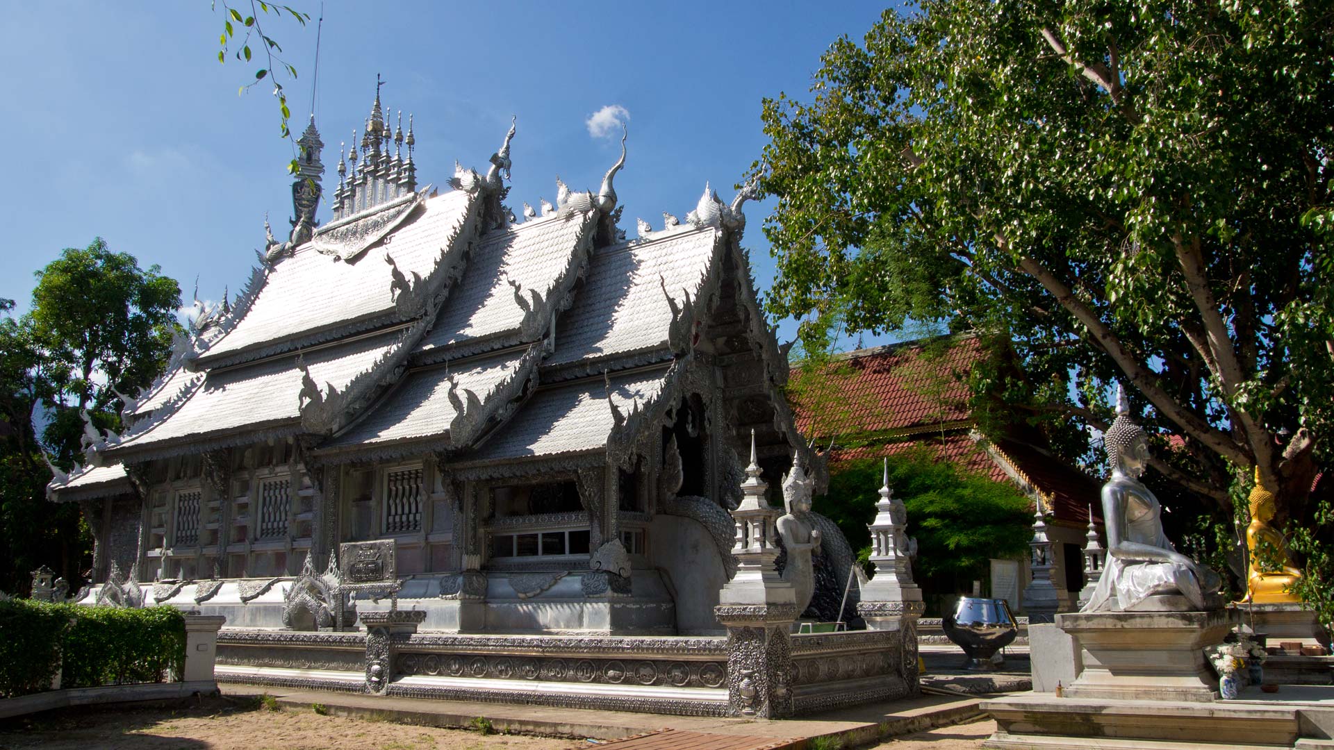 sri suphan temple, wat sri suphan, silver temple