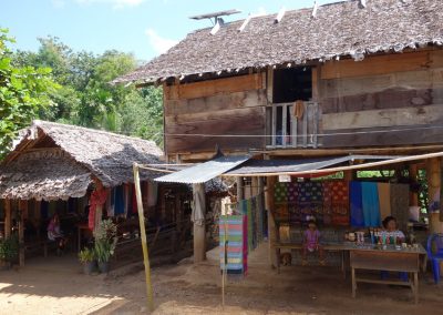 ban huay pu keng, kayan village ban huay pu keng long neck village, huay pu keng village, huay pu keng kayan village, huay pu keng long neck village