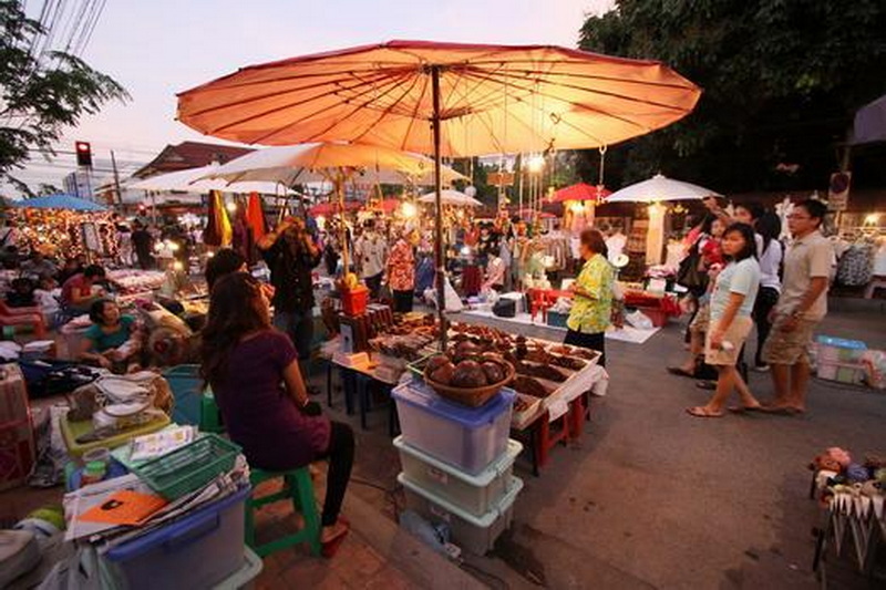 Chiang Rai Night Bazaar